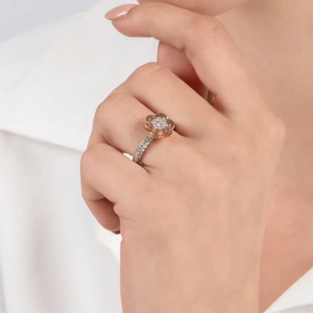 NEW Enchanted Disney Belle Rose Ring